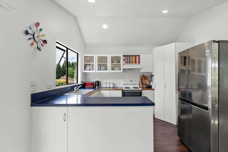 9b Dart Place Fernhill/Sunshine Bay_6