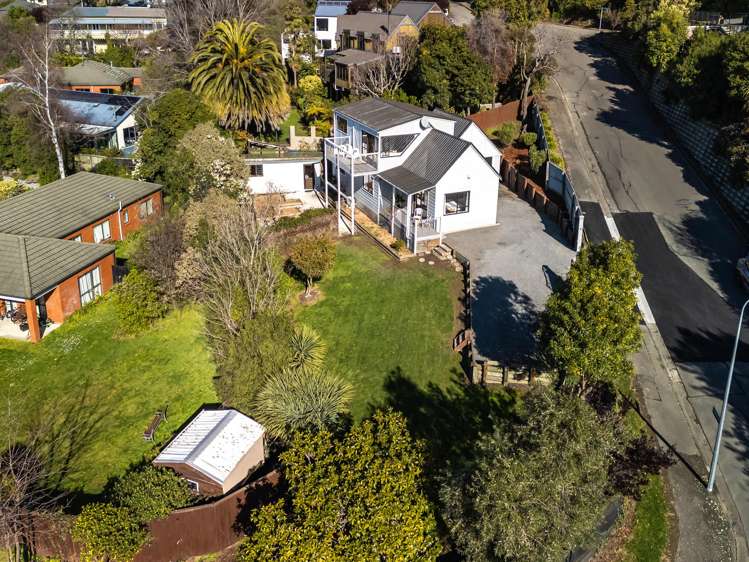 1 Dalgarven Place Hillsborough_25