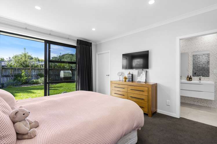 14 Bronte Place Leamington_10