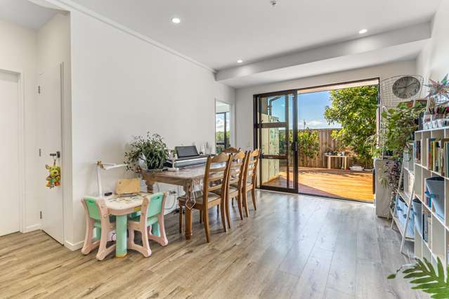 101/553c Glenfield Road Glenfield_4