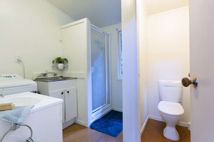 122 Garden Road Piha_15