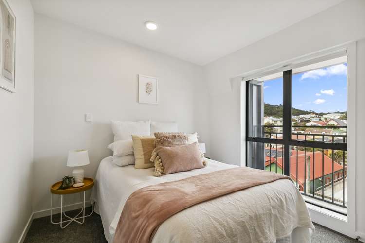 7f/11 Newtown Avenue Newtown_7