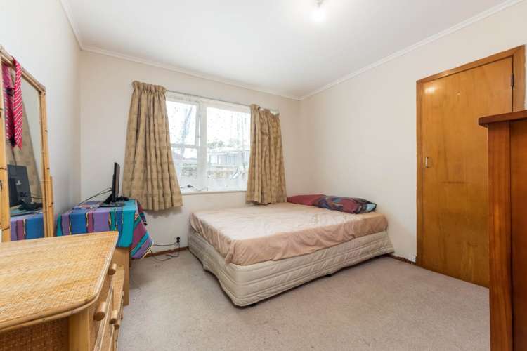 38 Kelkirk Street Kelston_16