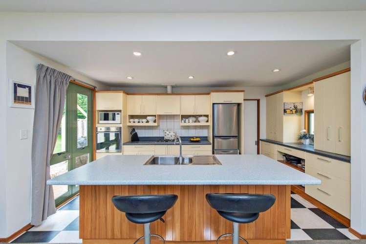 533 Lower Sefton Road Sefton_7