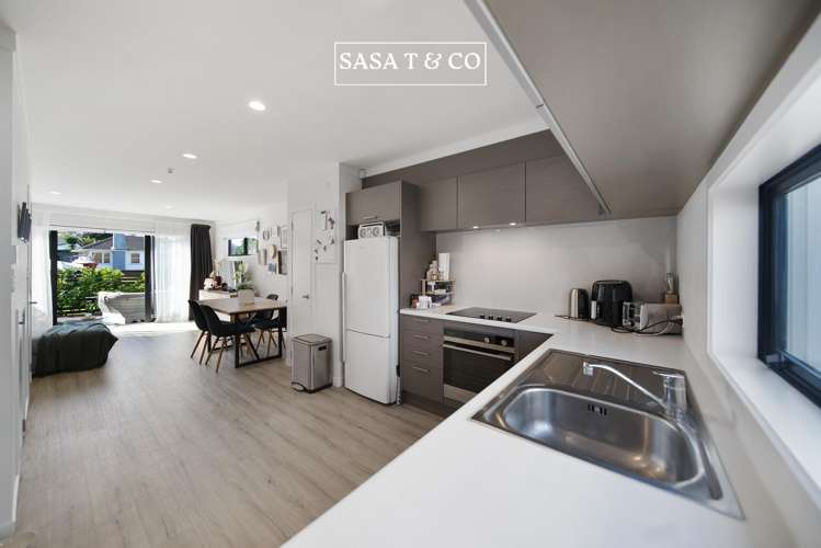 2/16 Putini Road Mangere Bridge_7