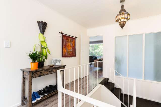 9 Cyril Way Paparangi_2