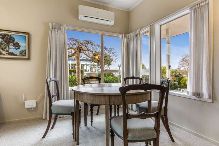 2/10 Gerard Way Saint Johns_6