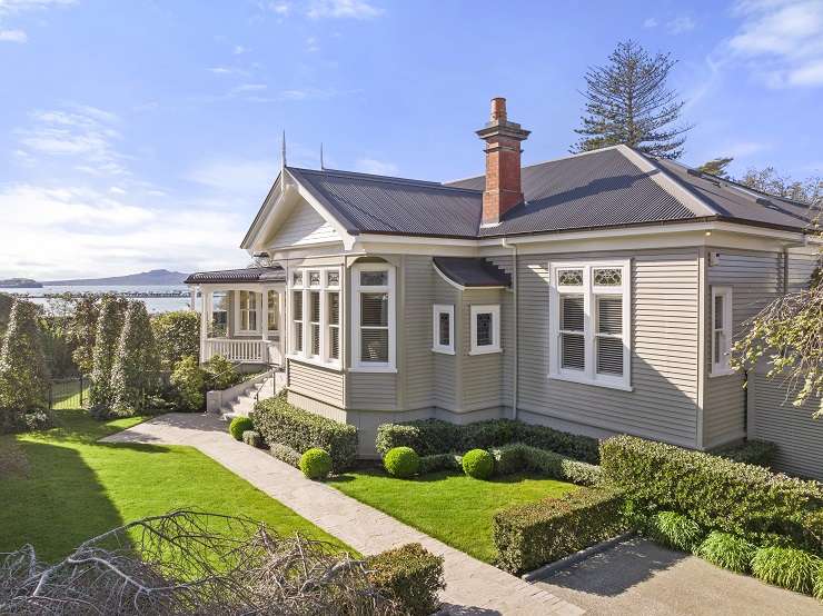 aerial shots of house and land with red line around it    74 Victoria Avenue, Remuera, Auckland