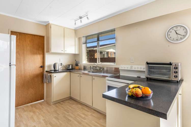 205b Parklands Avenue Bell Block_11