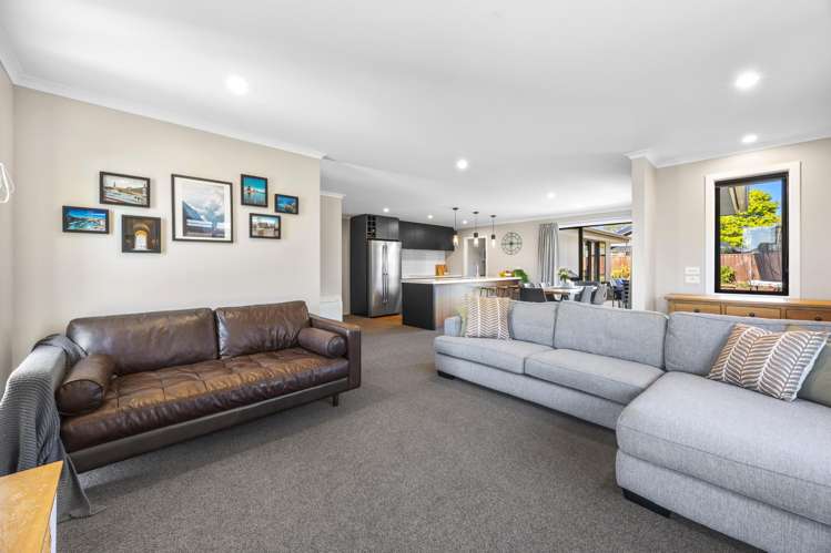 27 Minerva Crescent_4
