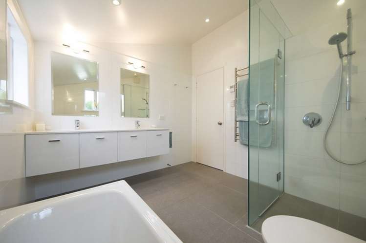 18 Mewburn Avenue Mount Eden_11