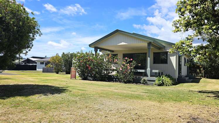 111 Castle View Road Matarangi_16