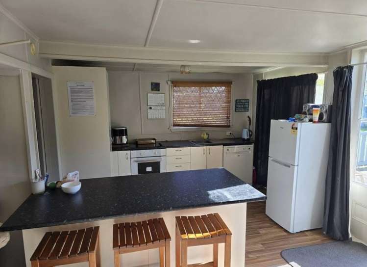 Hut 45/363 Wrens Road_3