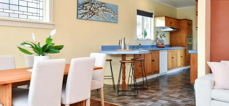 24 Te Aroha Street Hamilton East_3