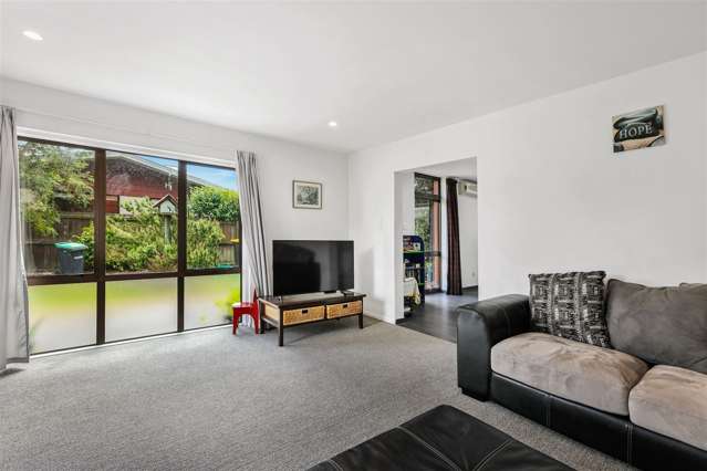 15 Sawtell Place Northcote_4