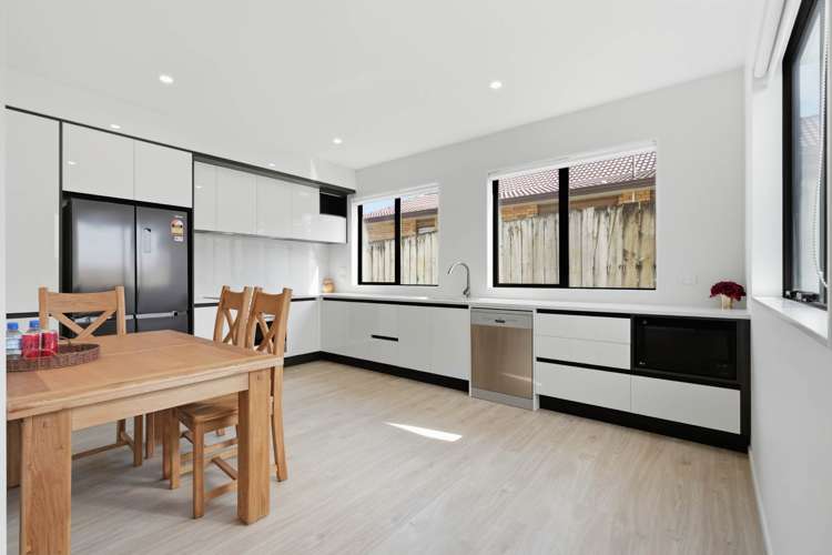 8A Britannia Place Half Moon Bay_4