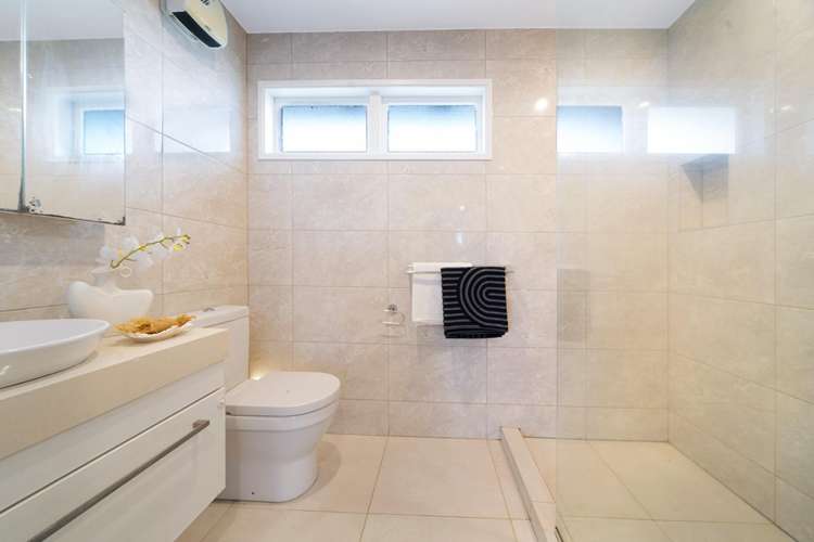 102 Tirimoana Rd Te Atatu South_10