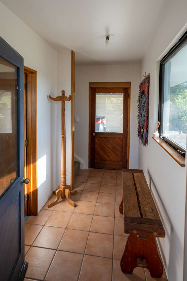 7 Rutherglen Road Paroa_13