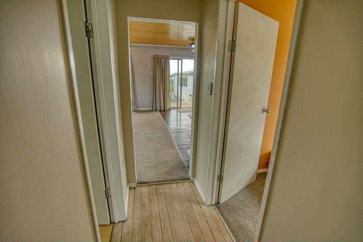 1307 Coast Road Nine Mile_9