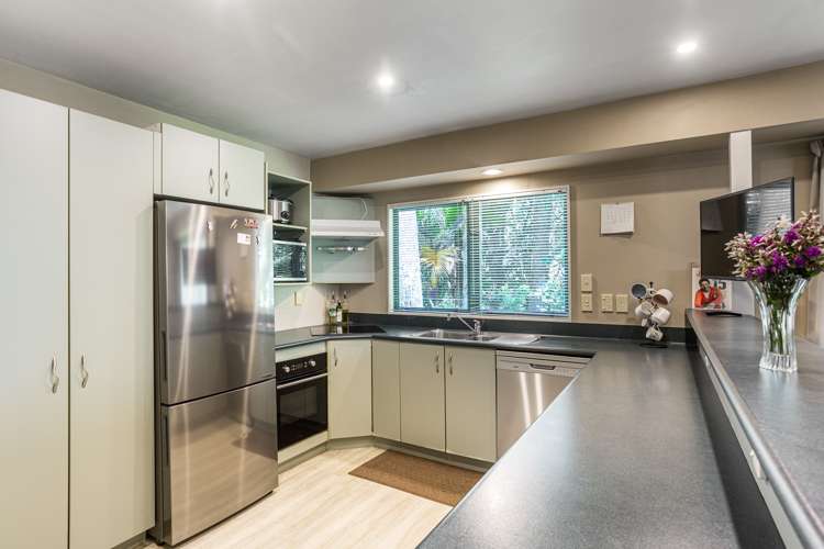 16a Kingsclere Place Goodwood Heights_5