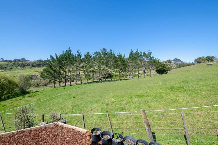 19 Rauta Way Helensville_25