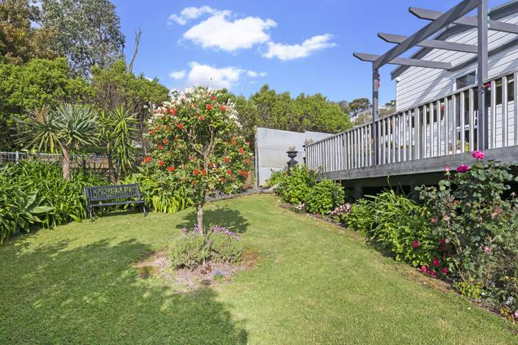 15 Jelas Road Red Beach_14