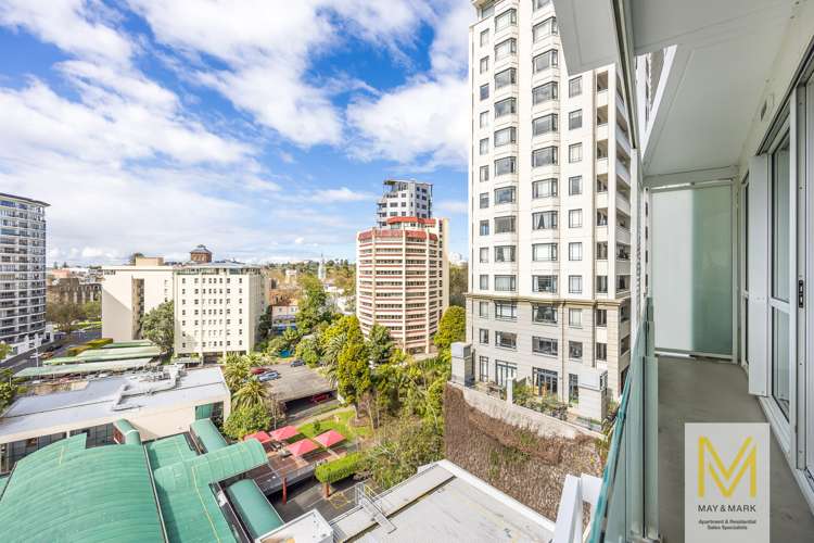 1112/10 Waterloo Quadrant Auckland Central_13