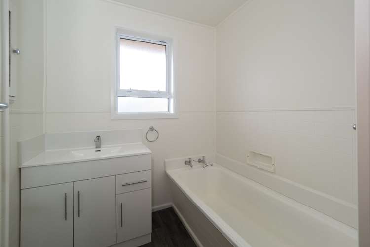 76 Allens Road Allenton_14