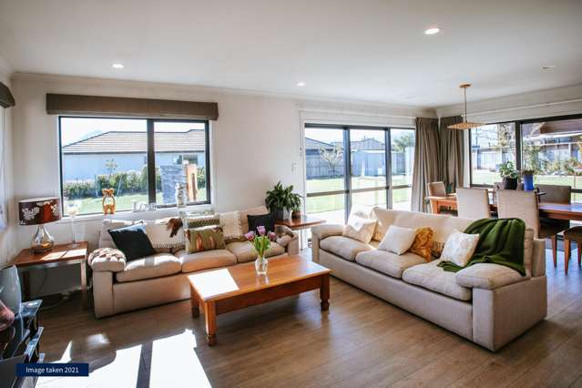 29 Finch Street Albert Town_1