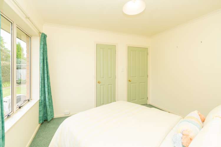 34 Huntington Drive Huntington_25