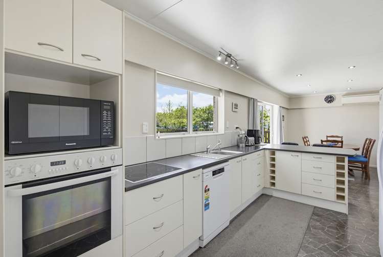 2 Boulton Road Levin_2