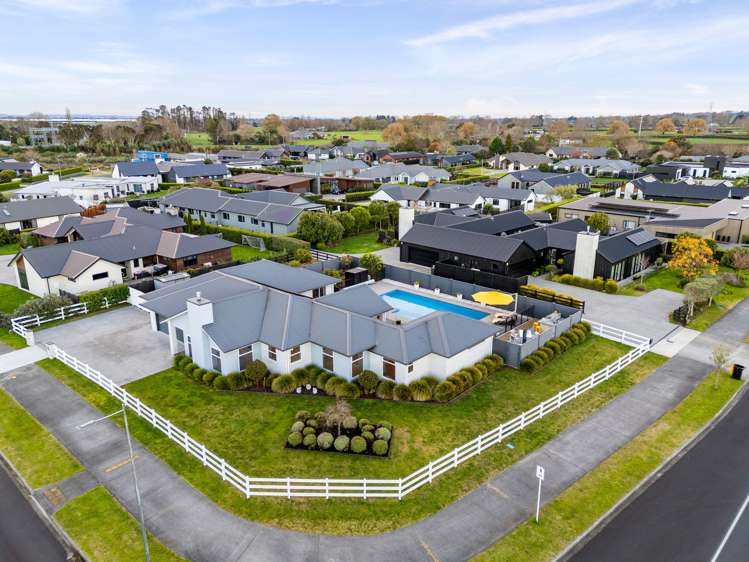 85 Alan Livingston Drive Cambridge_34