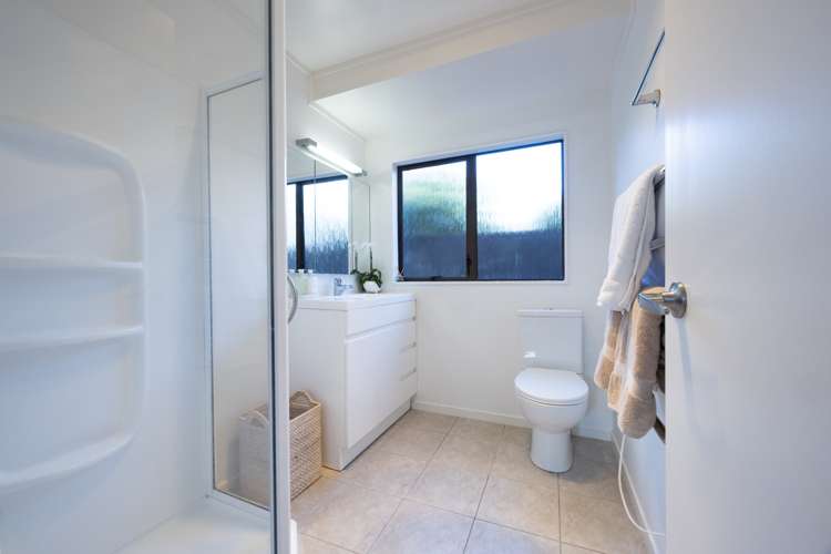 110r Grey Street Onehunga_10