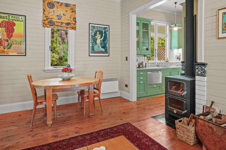 697 Leader Road East Parnassus_21