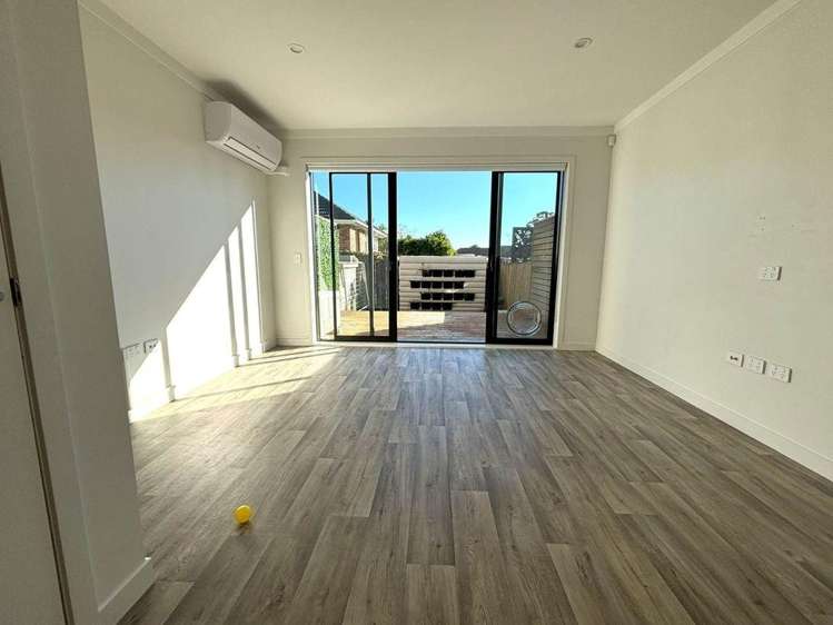 C/6 Mareth Street Panmure_9
