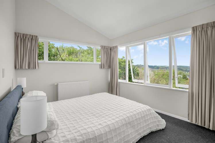 19 Vista Crescent Brown Owl_8