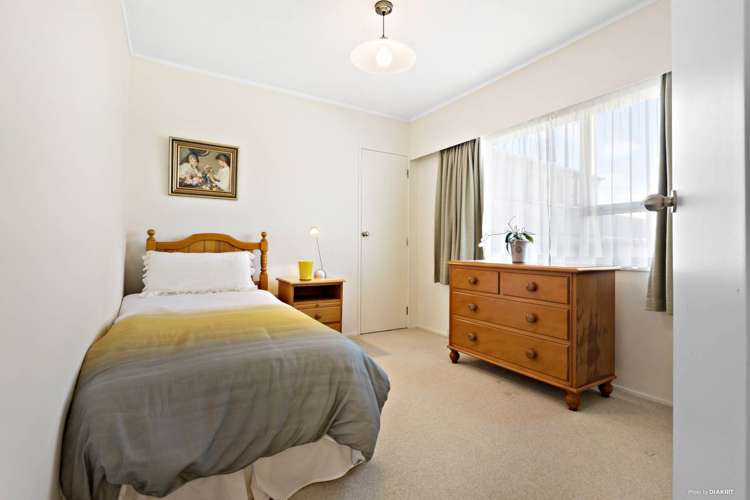 2/52 Tawhiri Road One Tree Hill_9