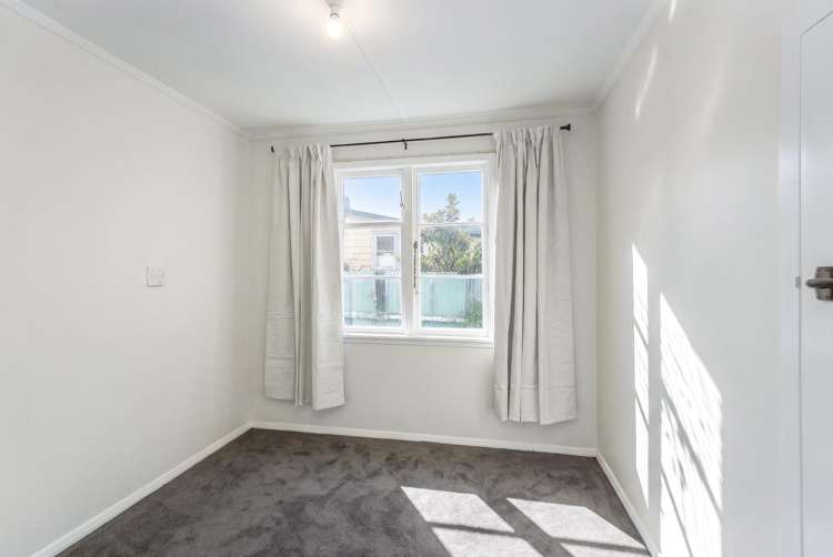 97 Broadway Carterton_8