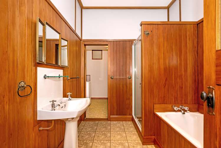 198 Rutene Road Kaiti_12