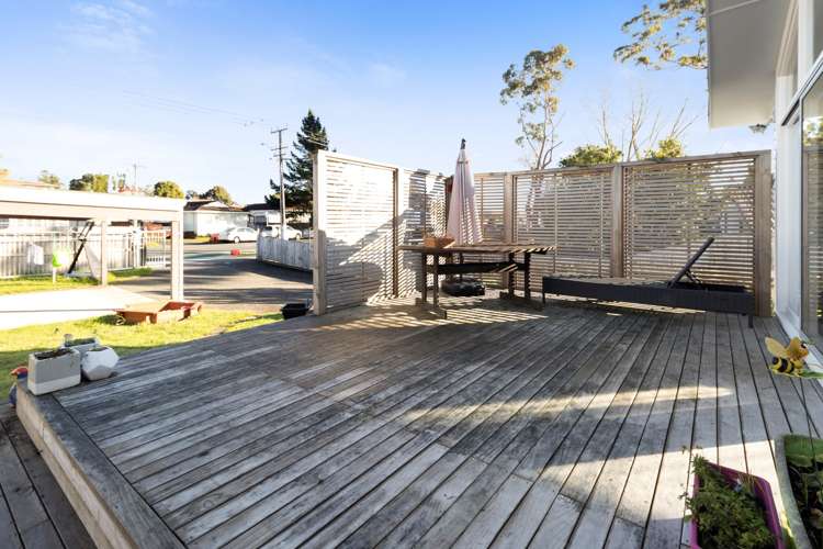 68 Portage Road New Lynn_14