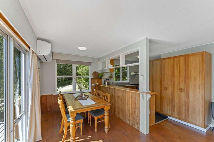1692 Queen Charlotte Drive Linkwater_12