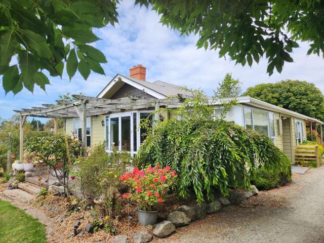 255 Fairview Road Fairview_1