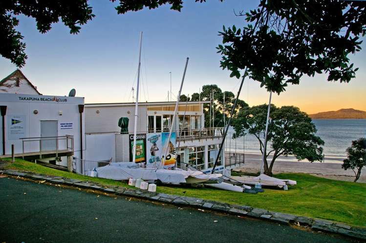 3/19 Lake Pupuke Drive Takapuna_16