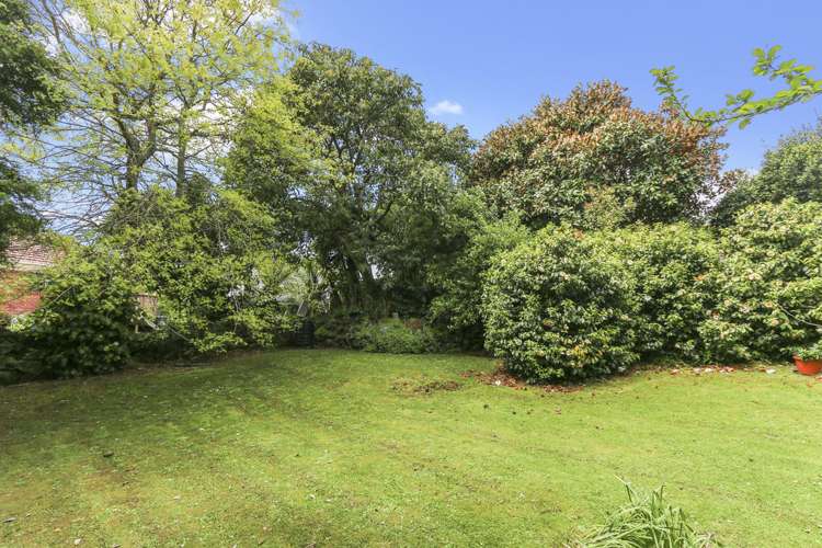 84a Landscape Road Mount Eden_18