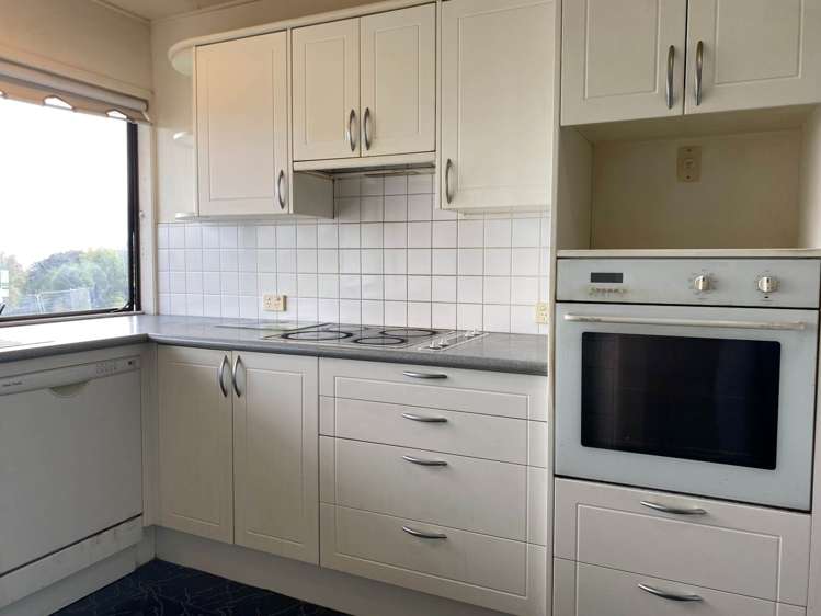 127 Redoubt Road Goodwood Heights_14