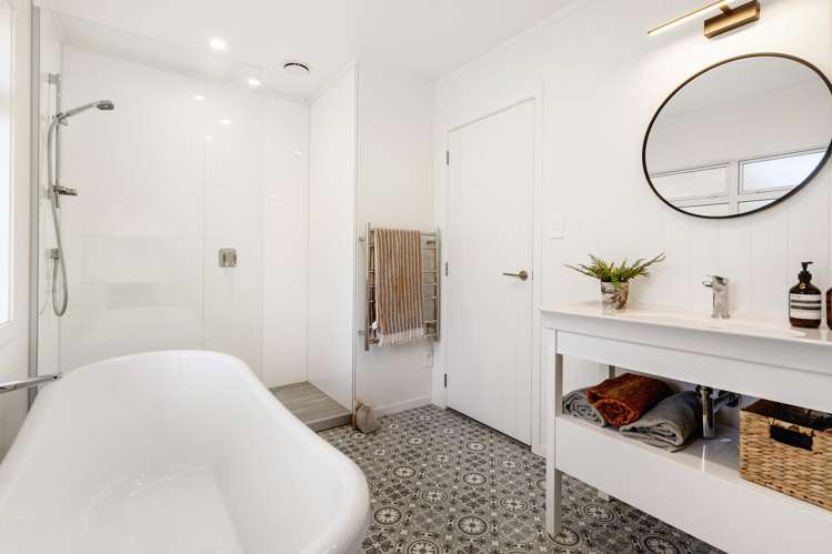 125 Old Railway Road Riverhead_15