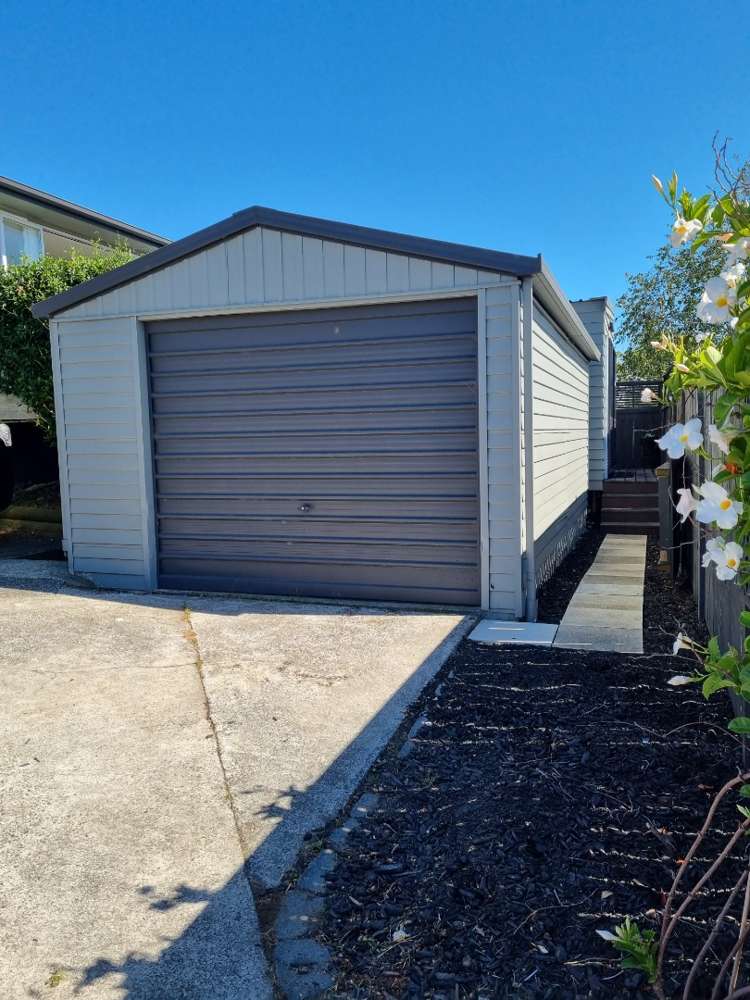 60 Commissariat Road 1816_18