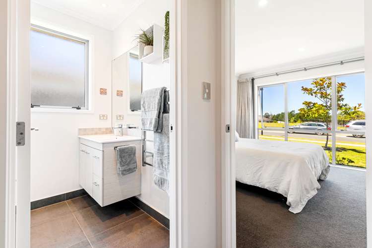 14 Aro Mato Place Huapai_11