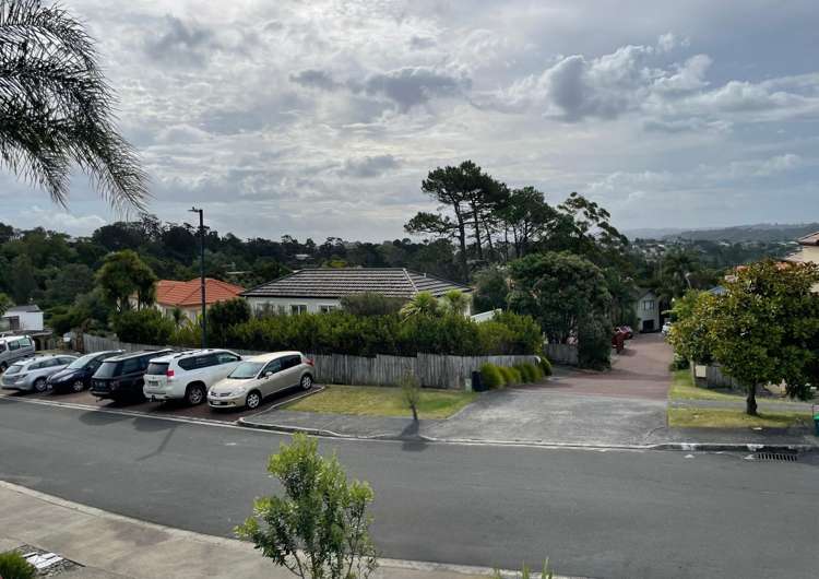 1/8 Monte Cassino Place Birkdale_5