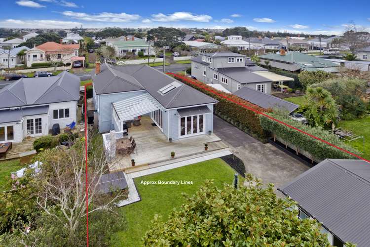 33 Mozeley Avenue Devonport_12